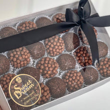 Load image into Gallery viewer, 24 Brigadeiros Gift Box
